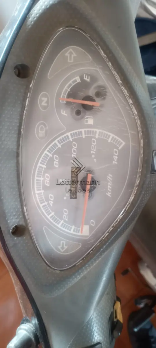 LOTE 001 - HONDA BIZ 125 ES