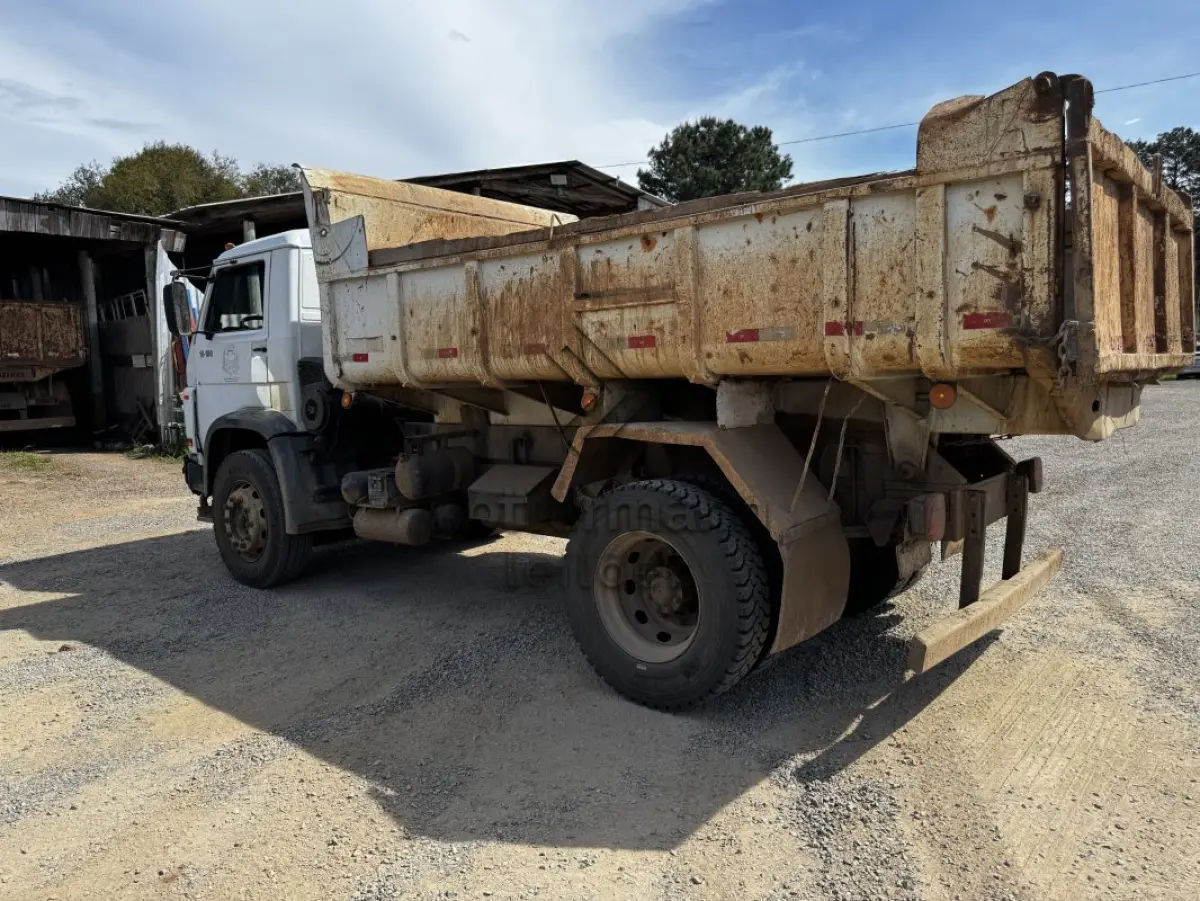 LOTE 001