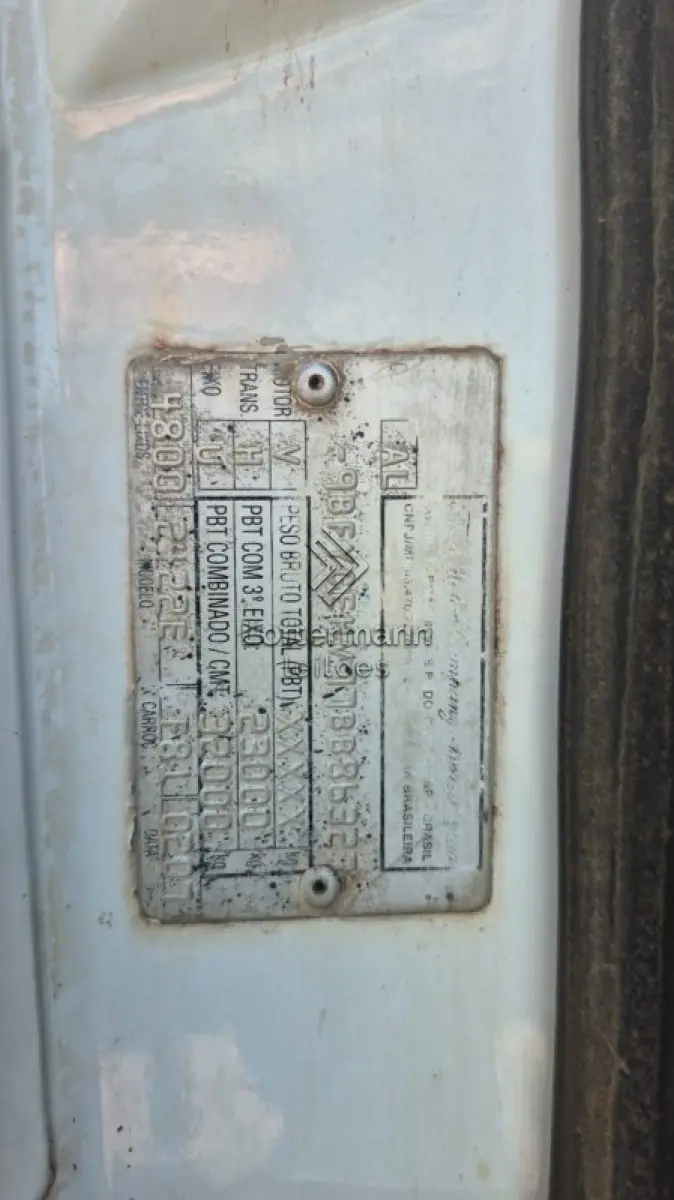 LOTE 001 - CAMINHÃO FORD CARGO 2422E