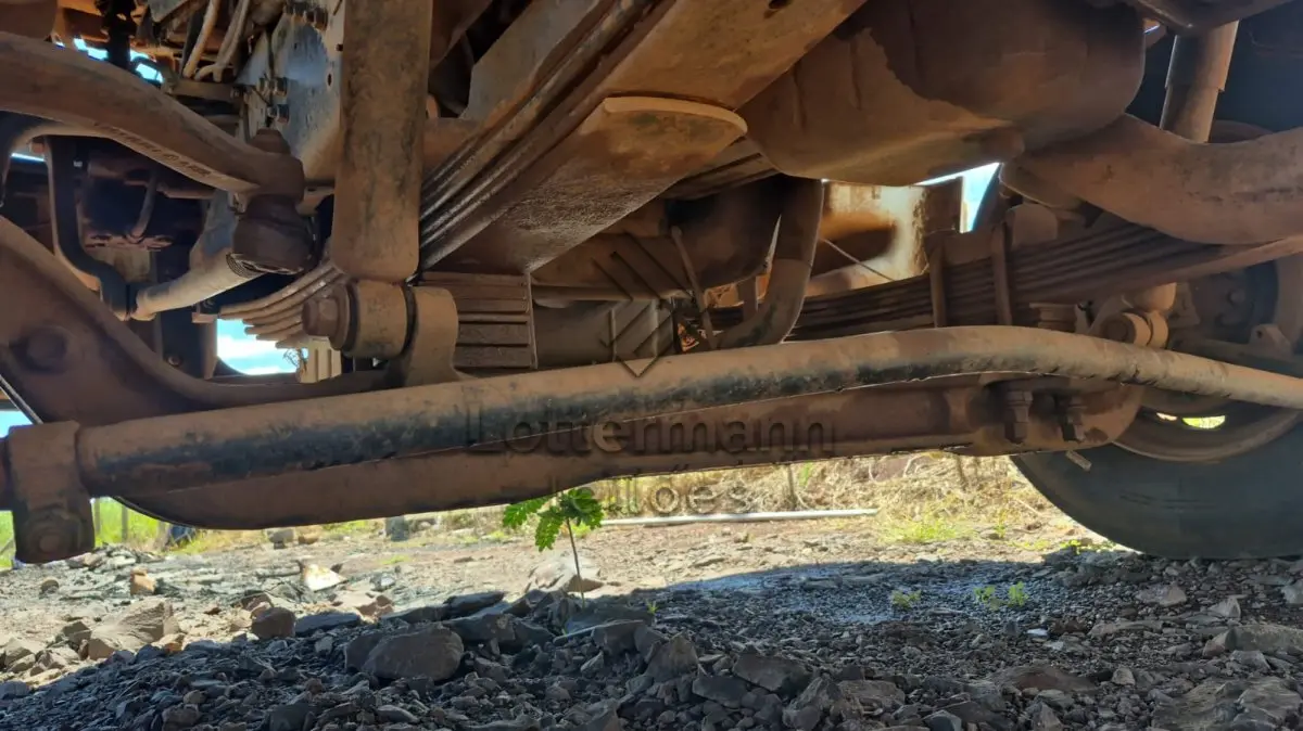 LOTE 001 - CAMINHÃO FORD CARGO 2422E