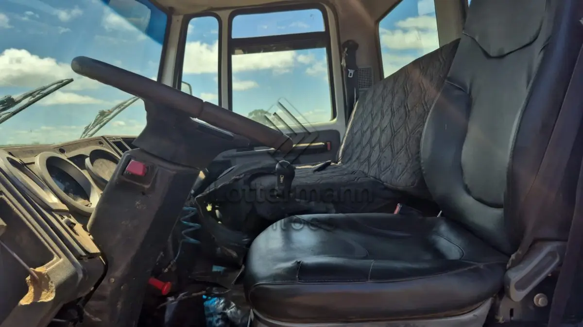 LOTE 001 - CAMINHÃO FORD CARGO 2422E