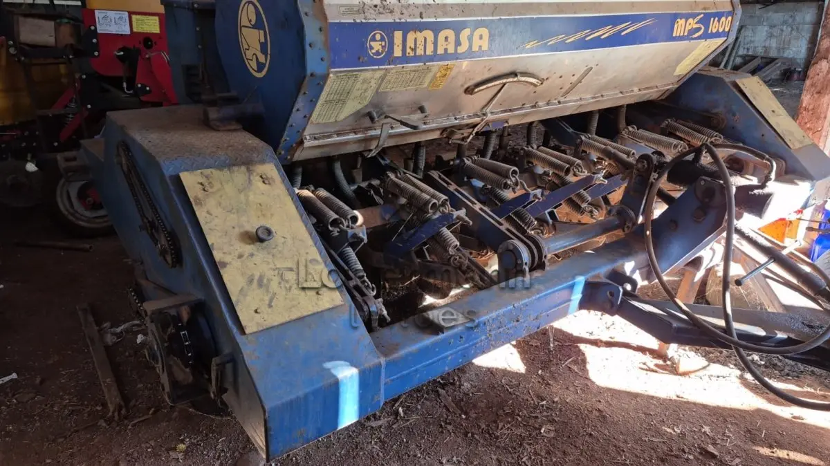 LOTE 005 - MULTIPLANTADEIRA IMASA MPS 1600