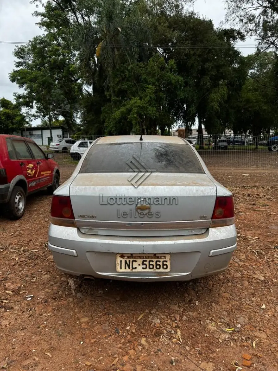 LOTE 001 - GM VECTRA SEDAN ELEGANCE