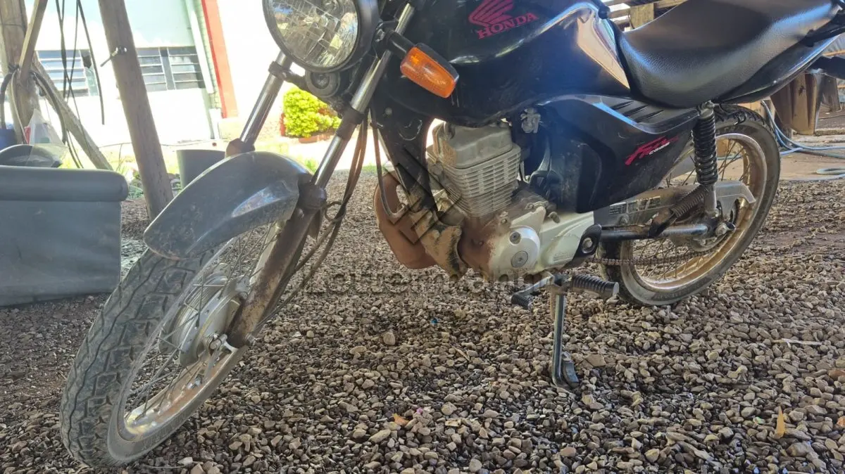 LOTE 007 - MOTOCICLETA HONDA CG 125 FAN KS