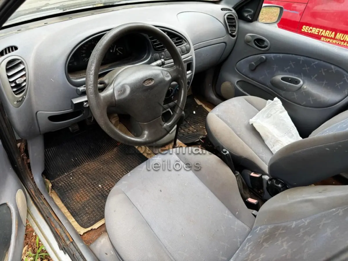 LOTE 014 - FORD/FIESTA