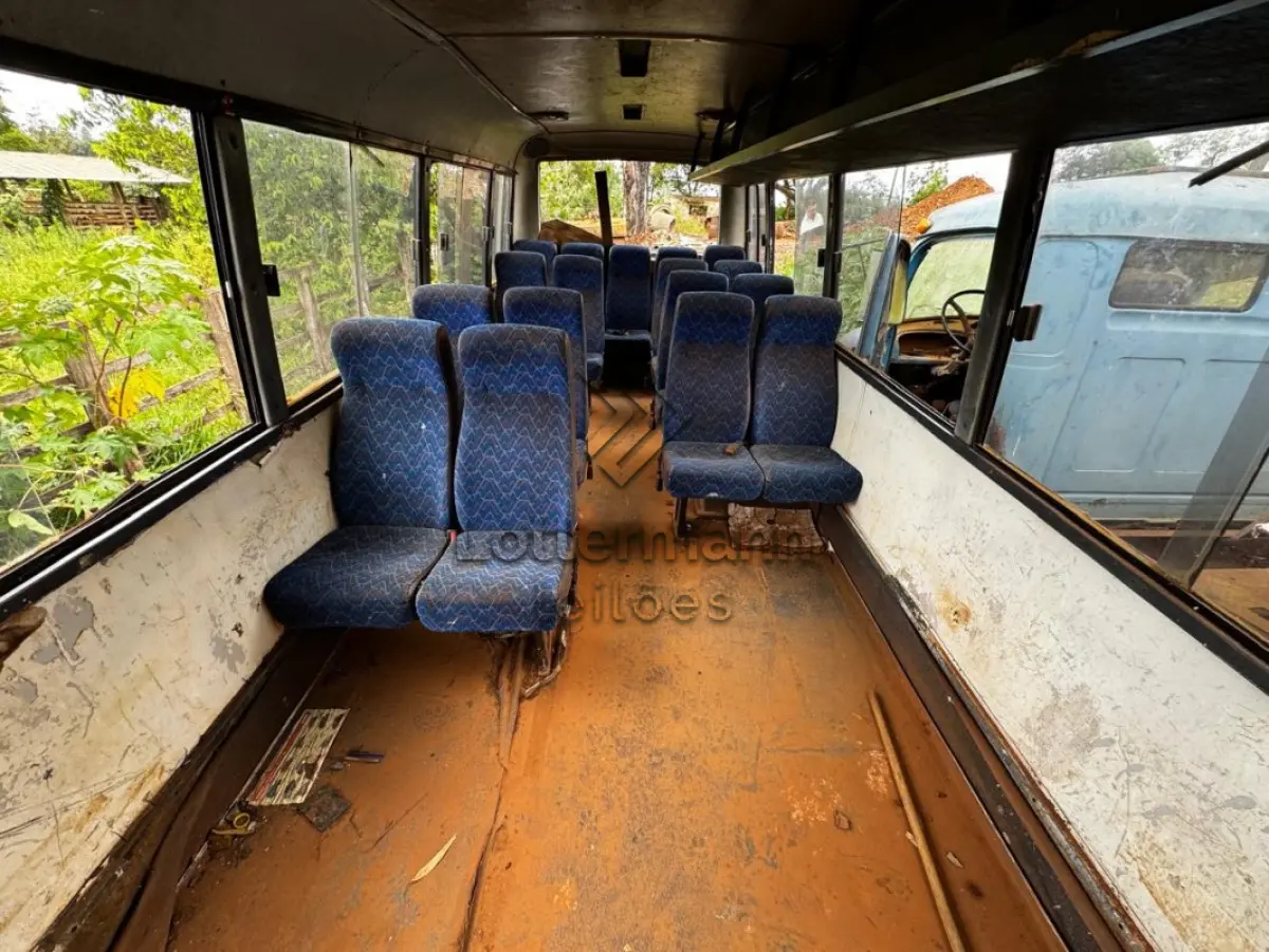 LOTE 004 - ÔNIBUS MARCOPOLO/VOLARE A8 ON