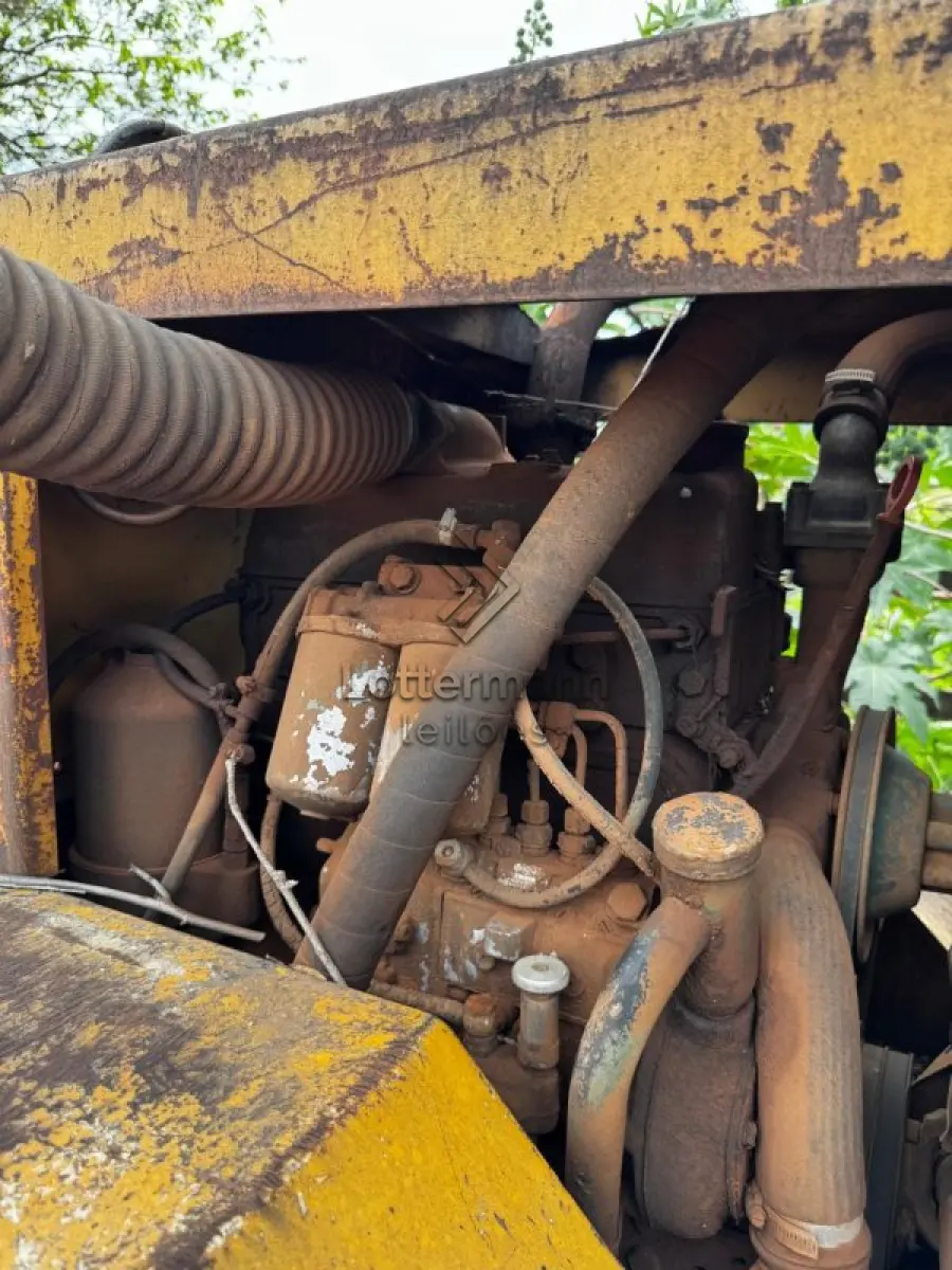 LOTE 018 - ROLO COMPACTADOR MULLER