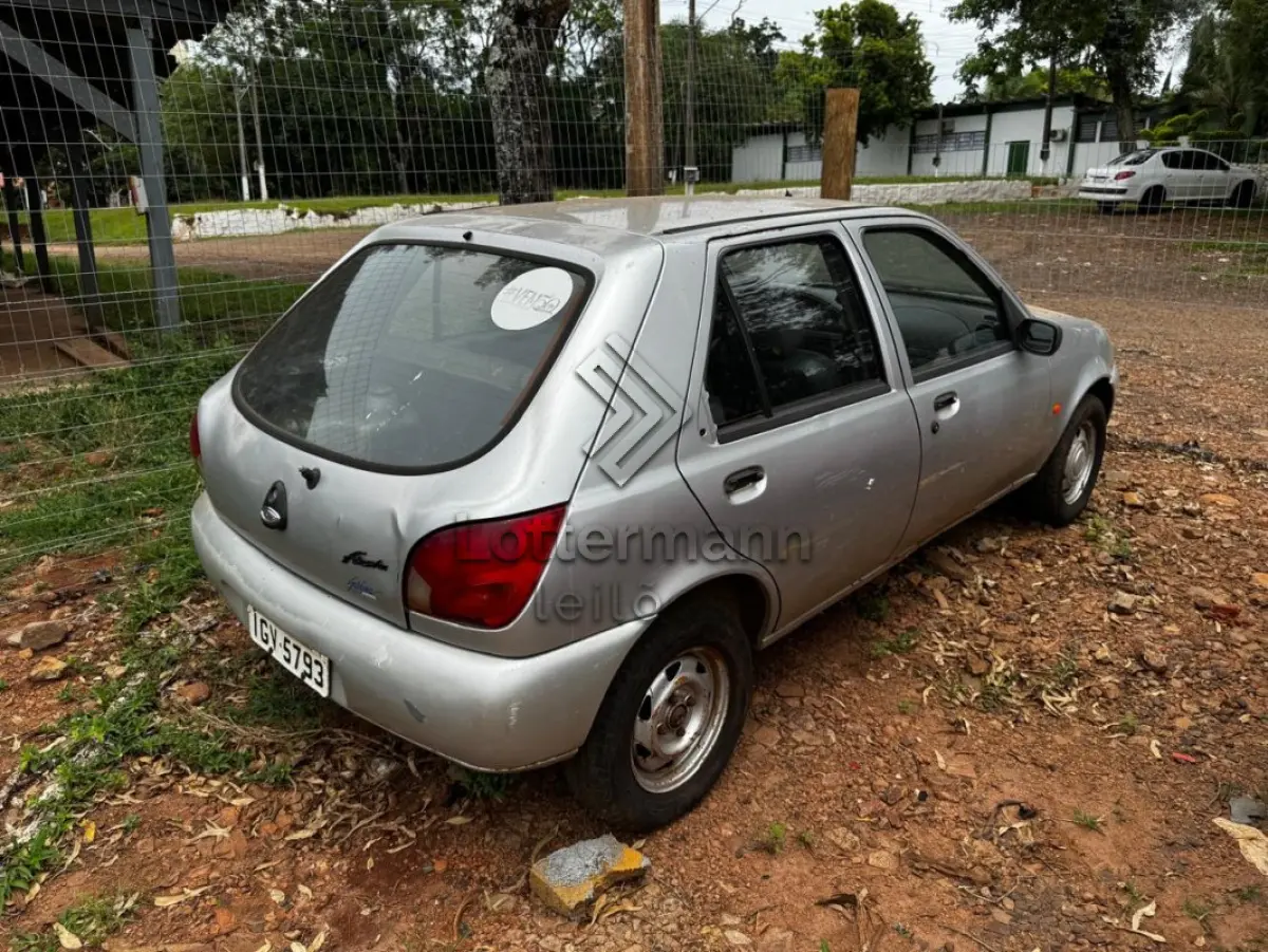LOTE 014 - FORD/FIESTA