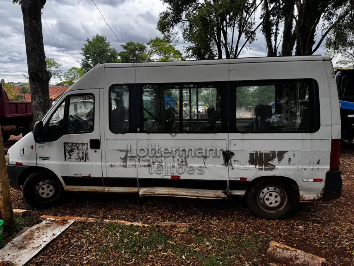 LOTE 009 - MICRO-ÔNIBUS FIAT/DUCATO MC TCA MIC