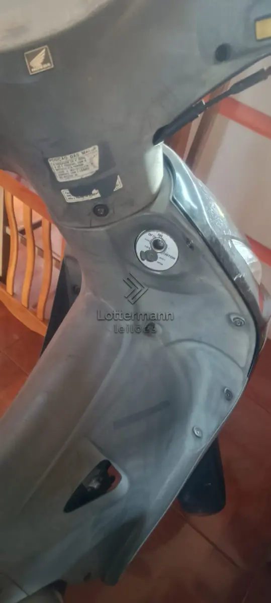 LOTE 001 - HONDA BIZ 125 ES