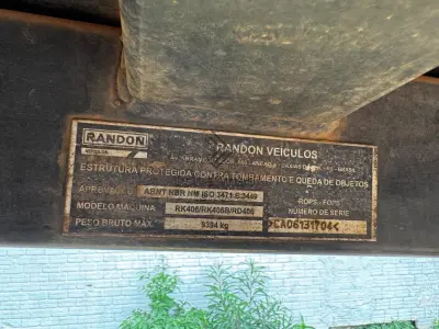 LOTE 017 - RETROESCAVADEIRA RANDON RK406B