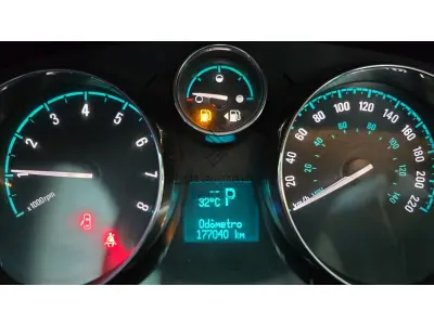 LOTE 001 - I/GM CAPTIVA SPORT 2.4