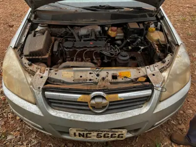 LOTE 001 - GM VECTRA SEDAN ELEGANCE