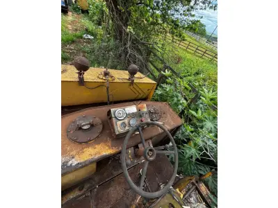 LOTE 018 - ROLO COMPACTADOR MULLER